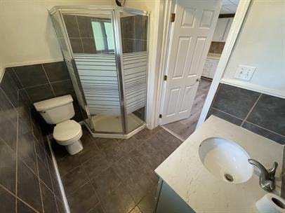 199 Front St - Photo 3 of 10