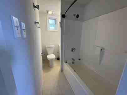 199 Front St - Photo 2 of 10