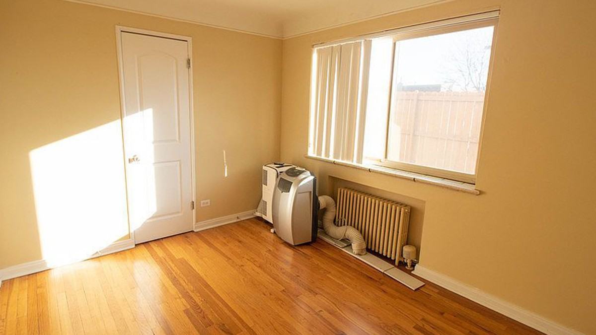 Park Hill Flats - Photo 3 of 10