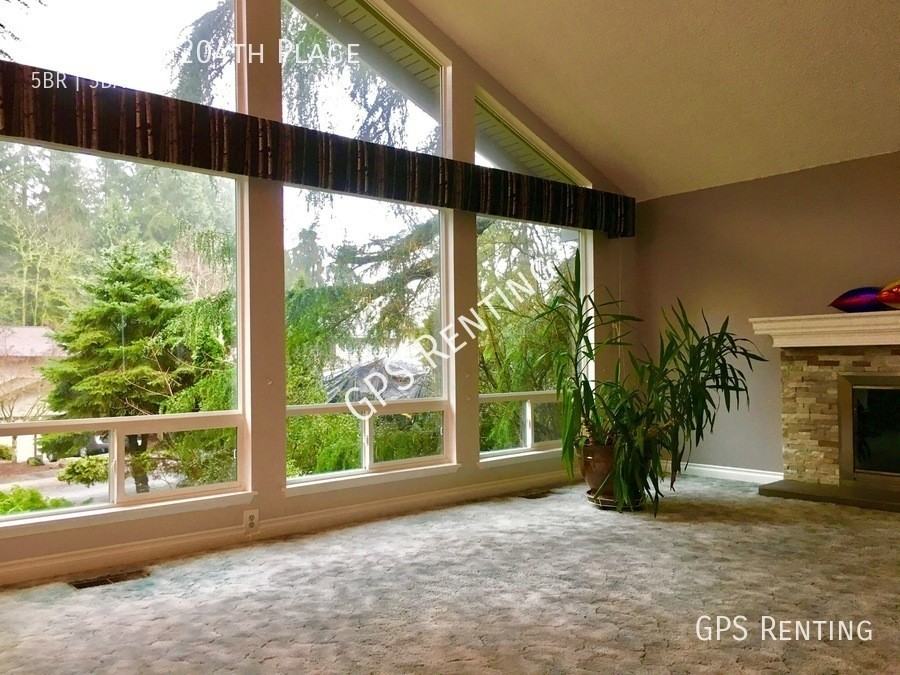 10436 Ne 204th Pl - Photo 2 of 15