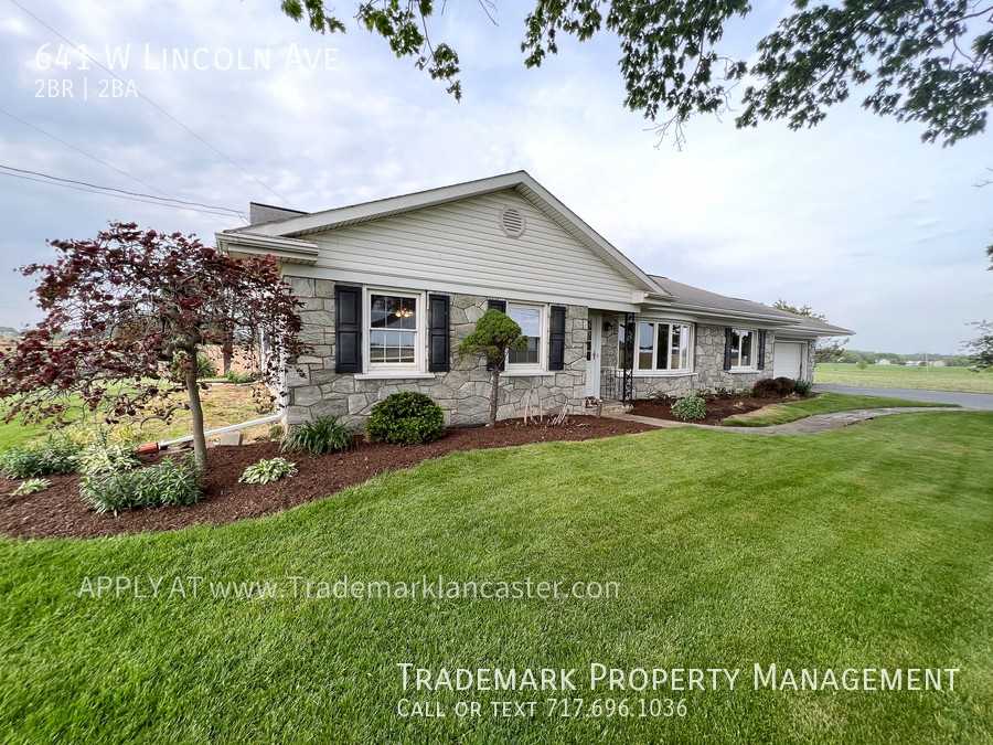 641 W Lincoln Ave - Photo 2 of 15