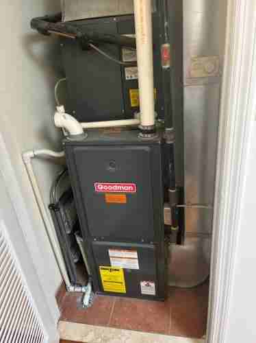 515 30th St #3A - Photo 2 of 17