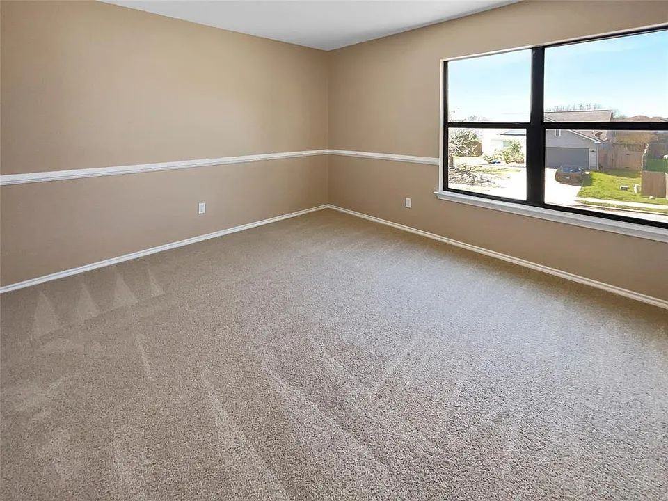 3509 Sandy Brook Dr #NA - Photo 2 of 7