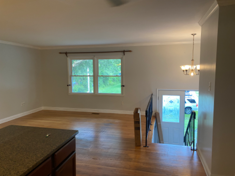 1528 Westway Dr - Photo 3 of 7