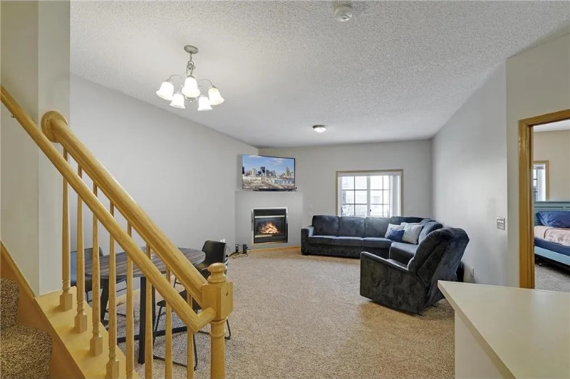 11164 76th St Ne - Photo 3 of 13