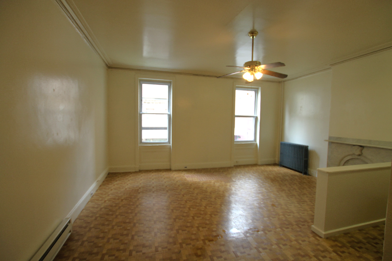1925 Chestnut St #C10 - Photo 3 of 4