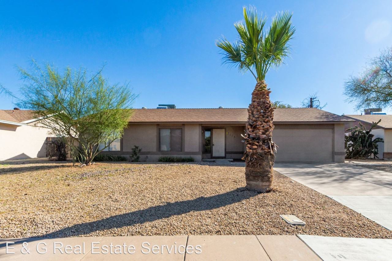 2113 N Los Altos Dr - Photo 2 of 24