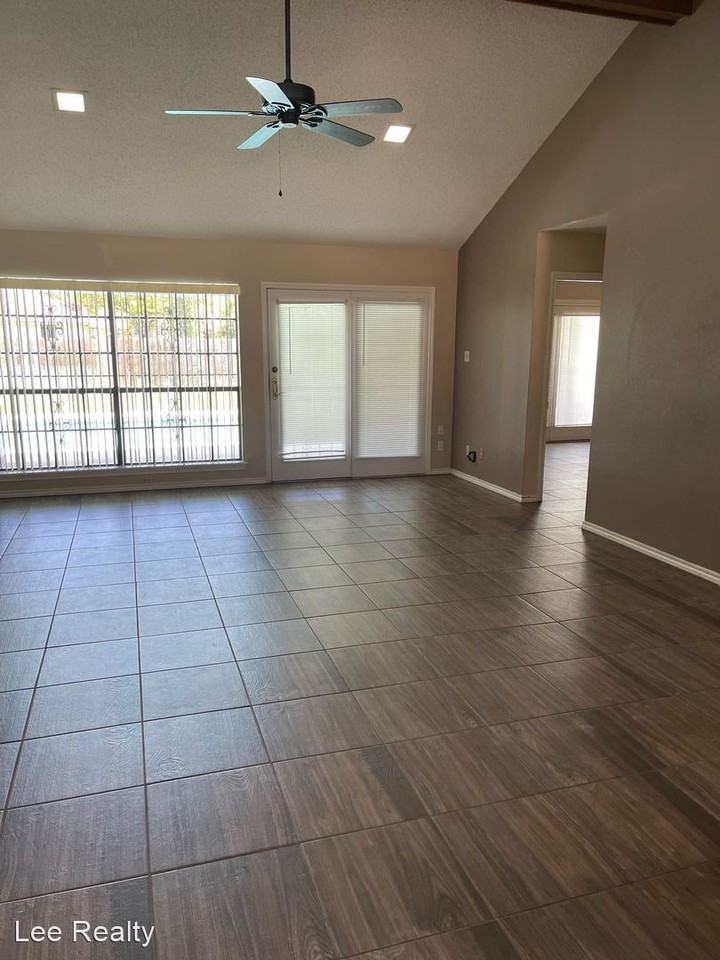 3009 3009 PELICAN - 1 - Photo 3 of 6