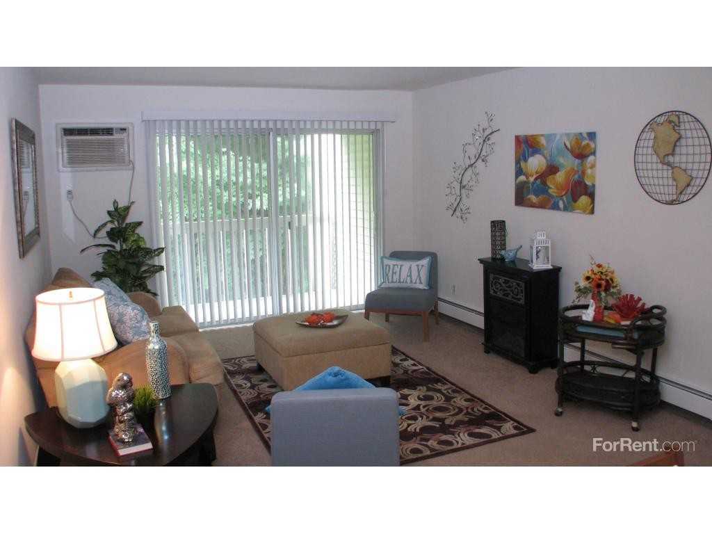 Greenbriar Hills Apartments 148 Falls Terrace, Watertown, CT 06779