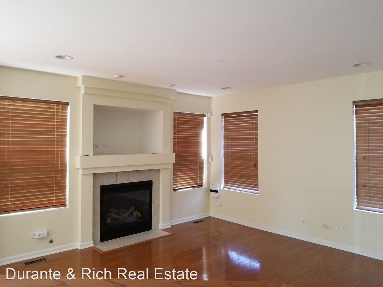 2340 Stoughton Cir - Photo 3 of 17