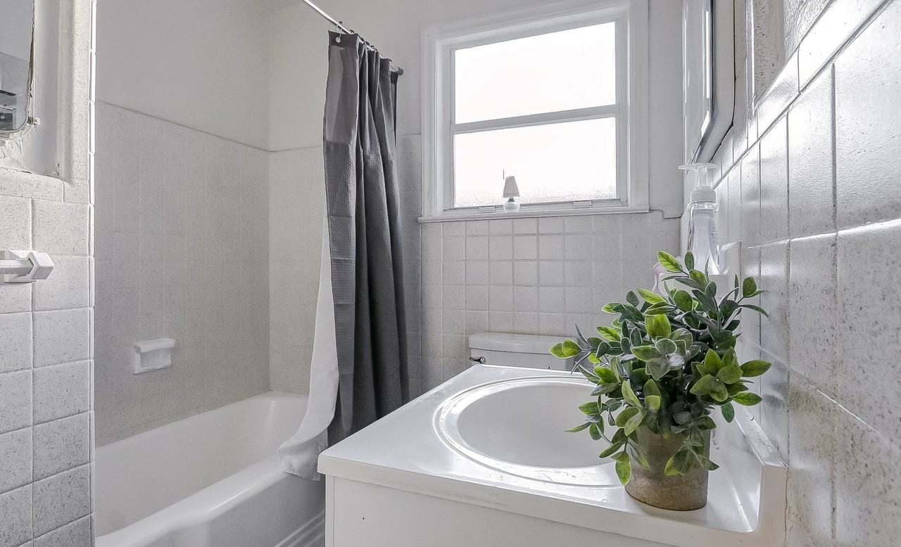 W Main St - Photo 7 of 11