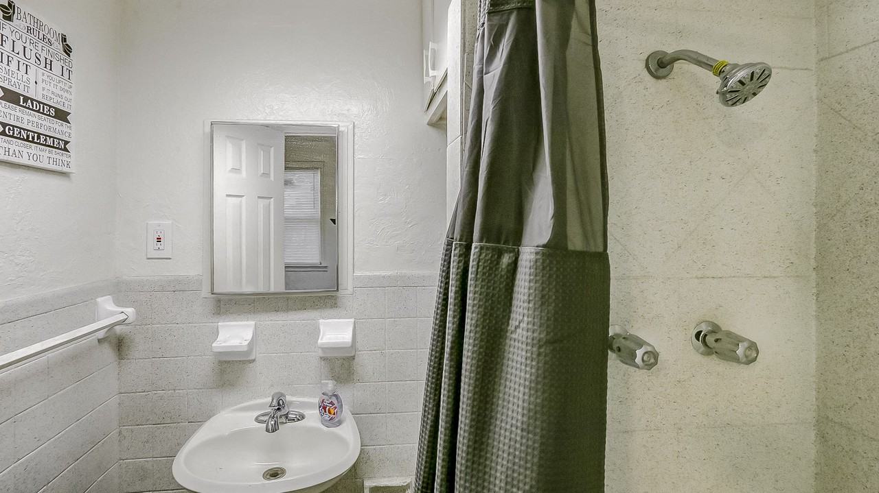 W Main St - Photo 5 of 11