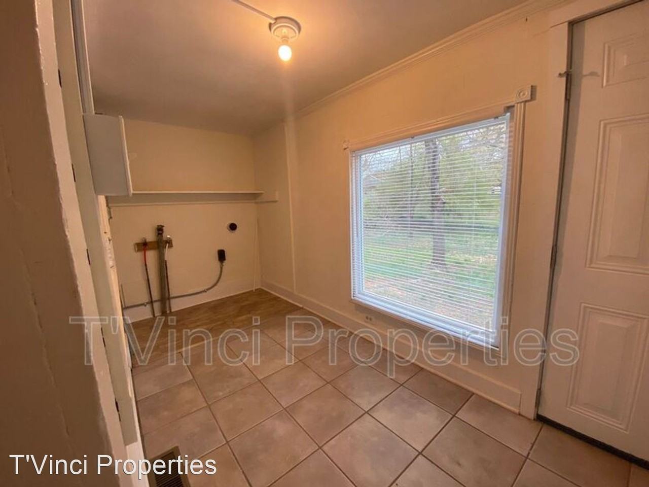 134 Avondale St - Photo 3 of 8