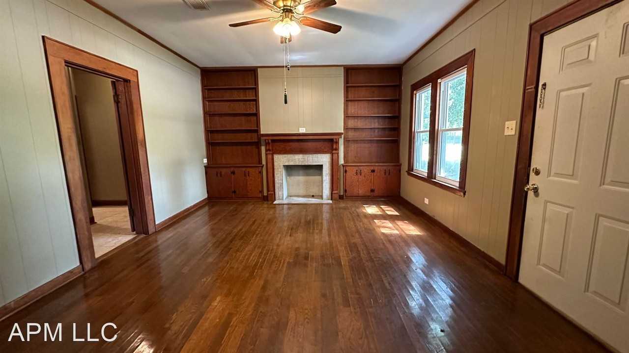 208 Hodge St - Photo 2 of 13