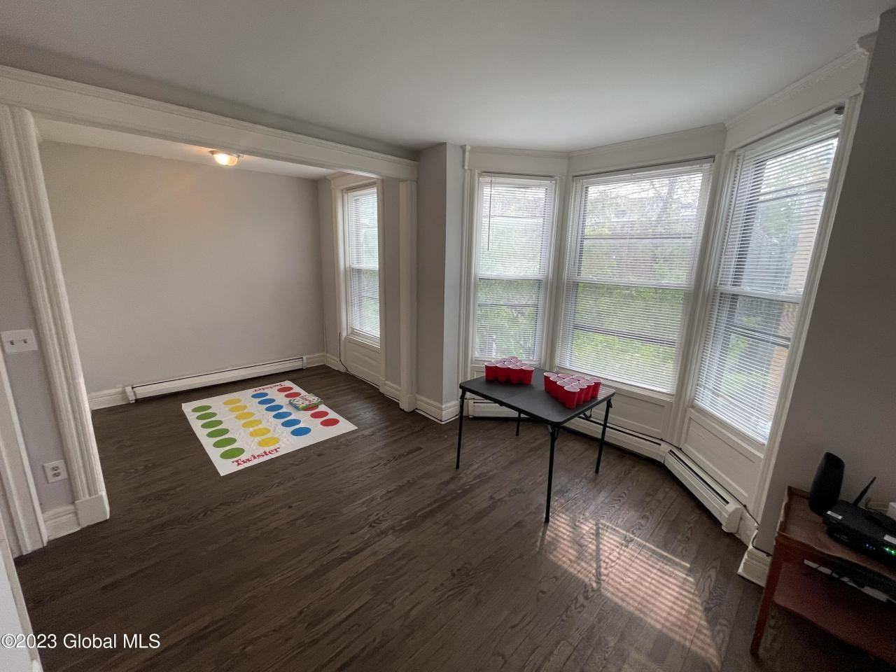 72 Grand St - Photo 3 of 14