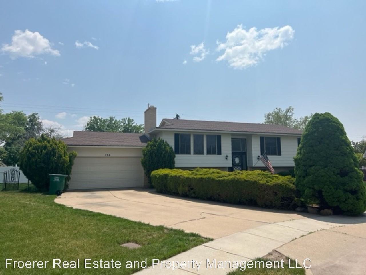 156 E 600 N - Photo 2 of 14