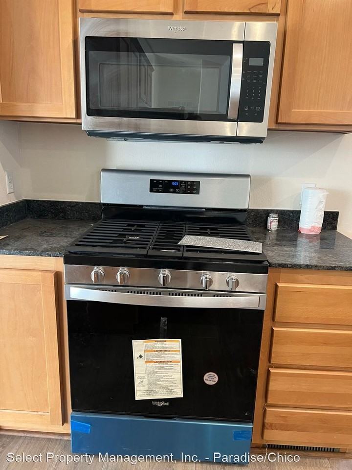 5680 Clara Ln - Photo 3 of 5