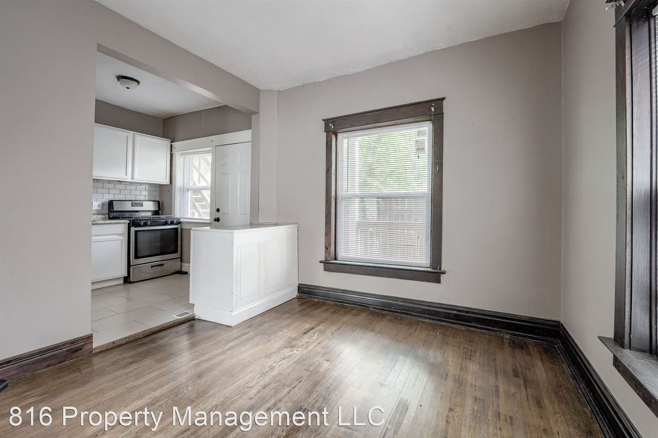 3233 Charlotte St - Photo 2 of 15