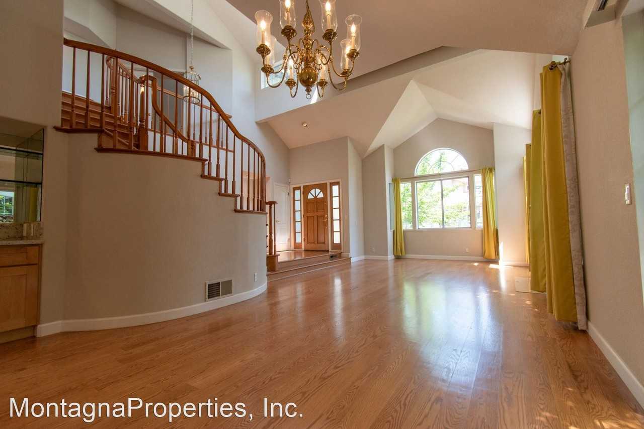 18444 Edminton Dr - Photo 3 of 20