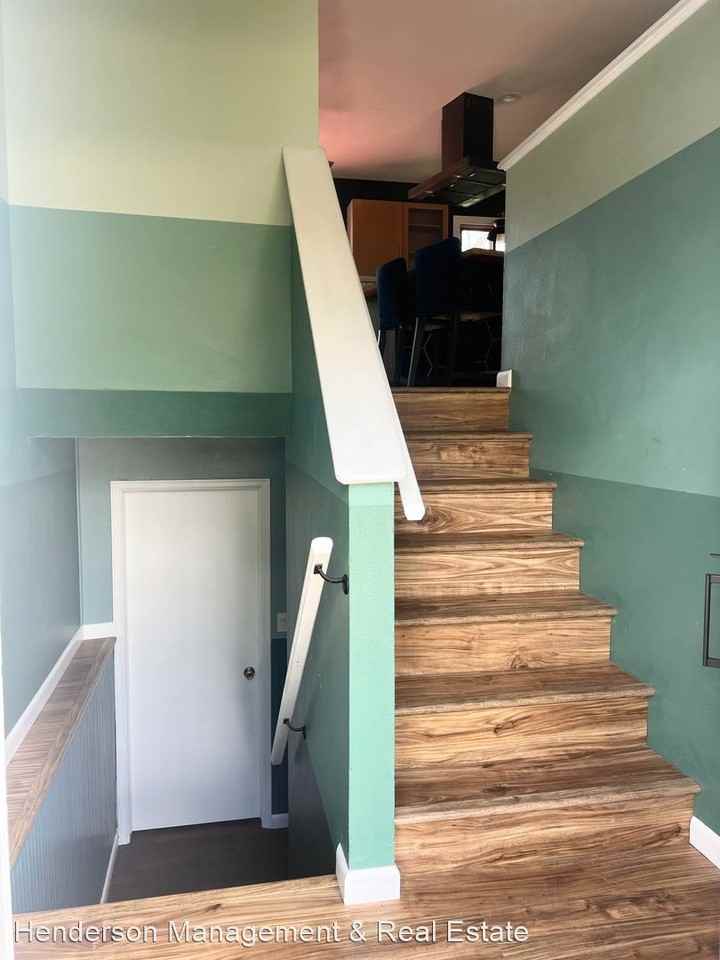 3898 Buena Vista Dr - Photo 3 of 18