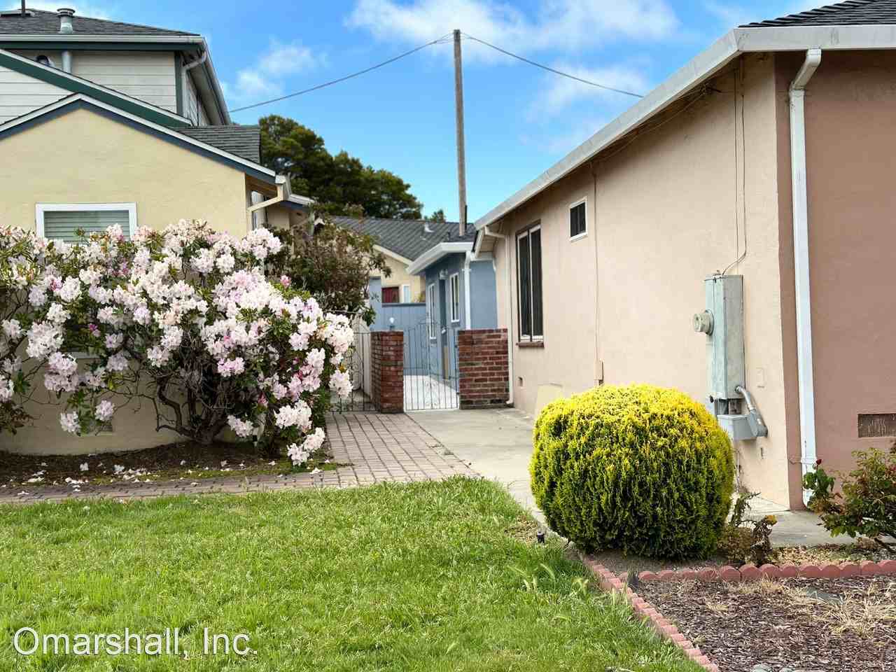 135 Park Blvd #B - Photo 2 of 14