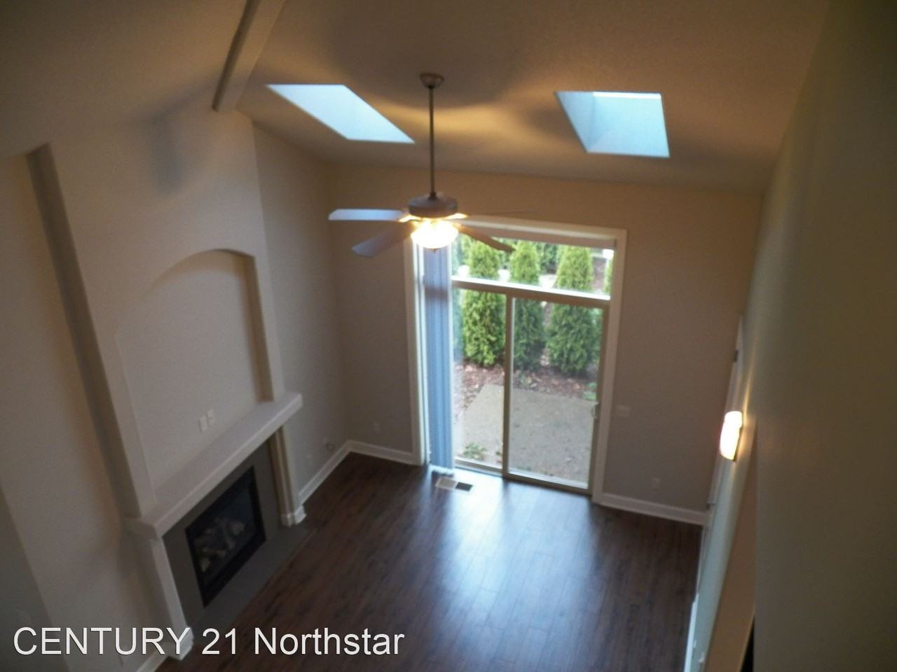 11025 Sw 37th Ave - Photo 2 of 21