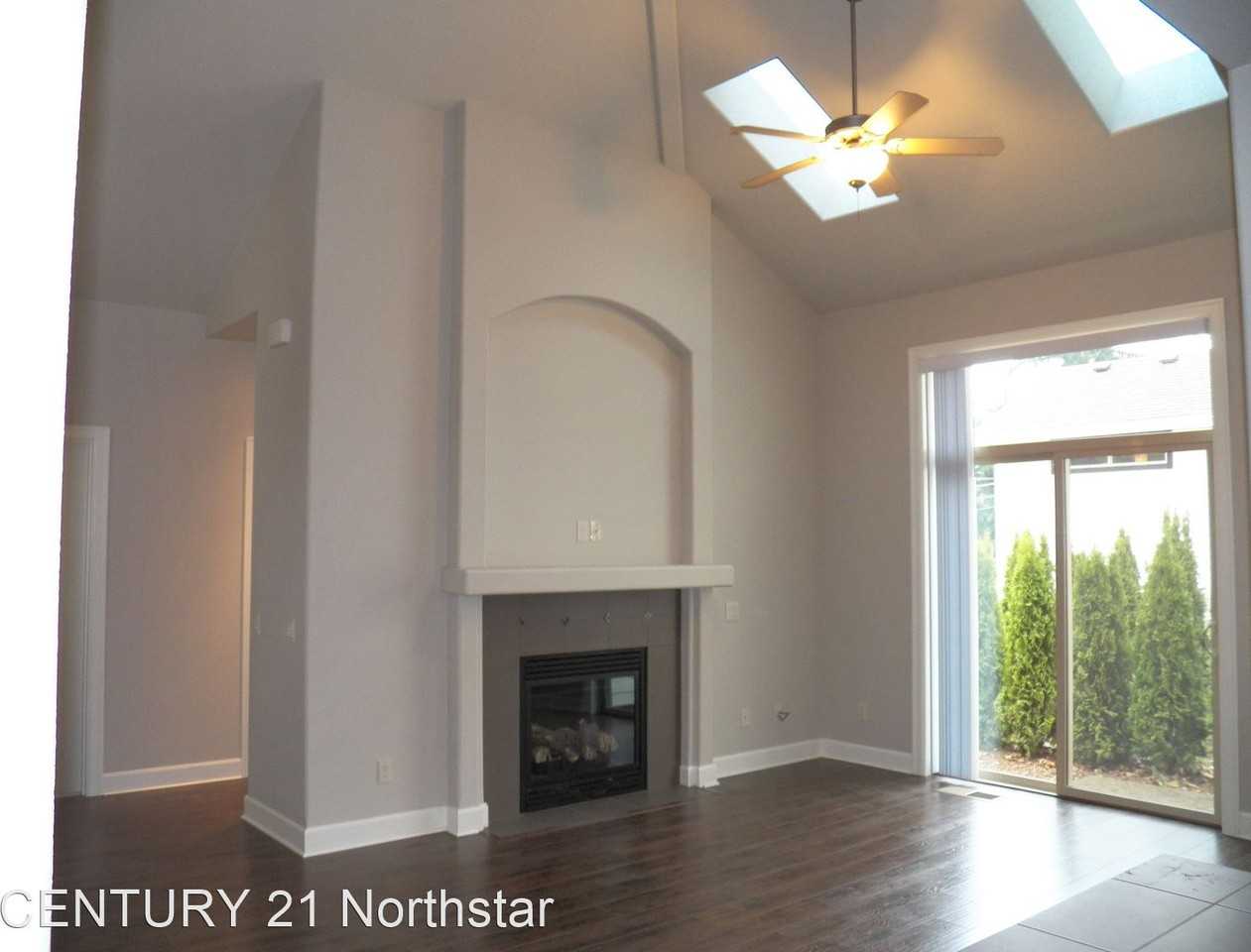 11025 Sw 37th Ave - Photo 3 of 21