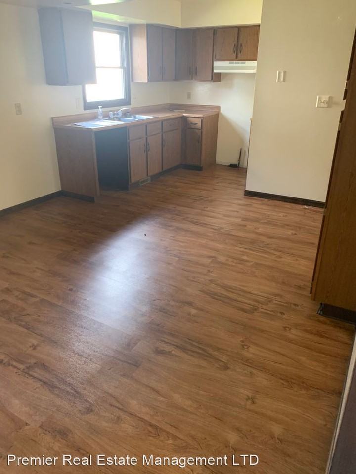 6028 Applecrest Ct - Photo 2 of 7