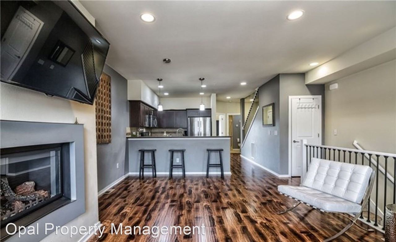 2116 201st Pl Se #P4 - Photo 3 of 38