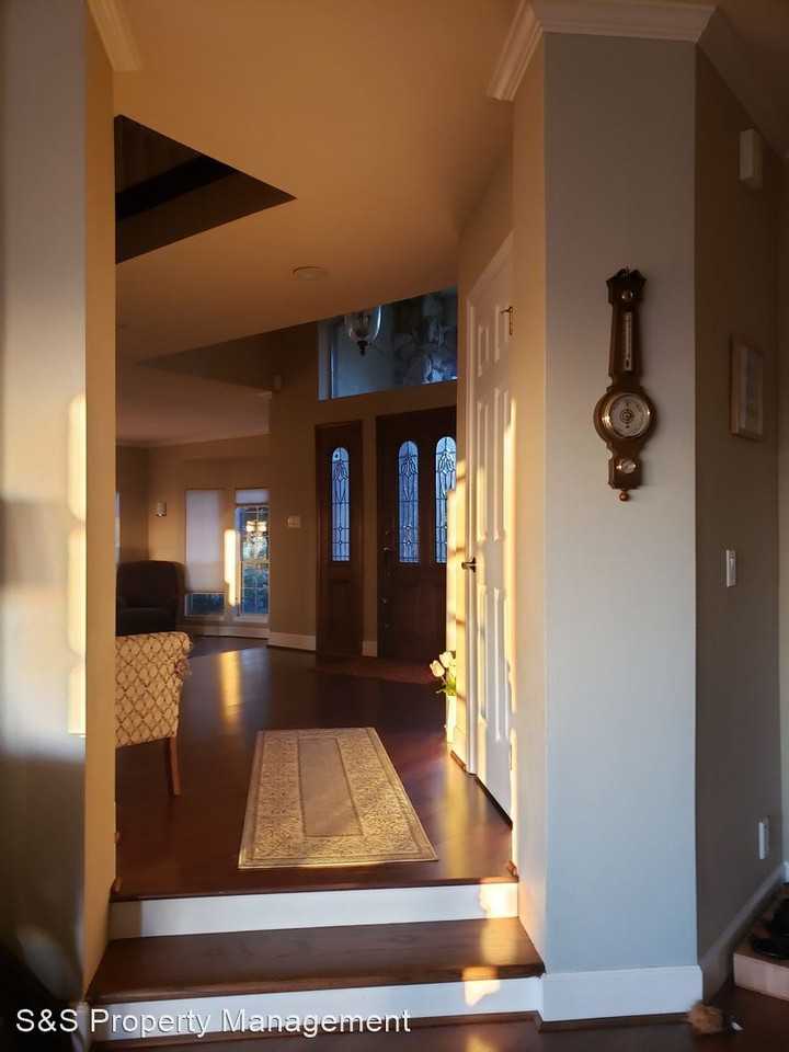 241 Cascade Falls Dr - Photo 2 of 13