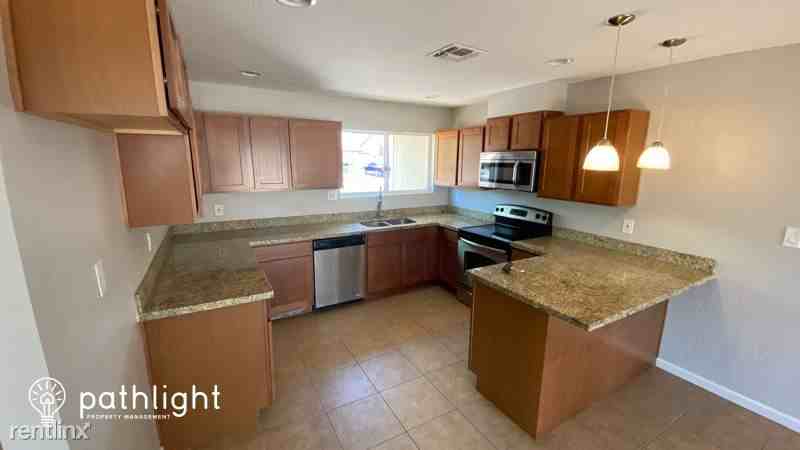 4508 E Saint Catherine Ave - Photo 2 of 9