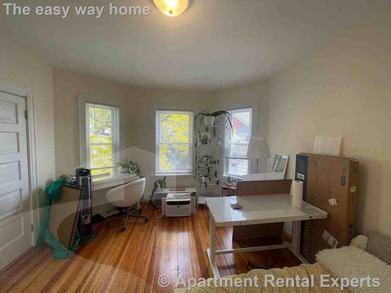 10 Chandler St #2 - Photo 7 of 16