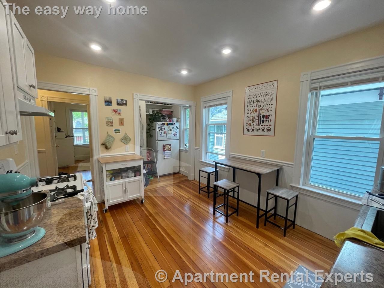 10 Chandler St #2 - Photo 5 of 16