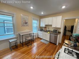featured image of 10 Chandler St #2