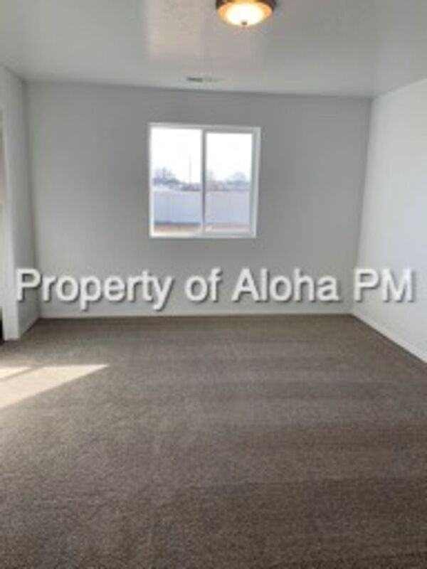 11587 Quincy St - Photo 6 of 12