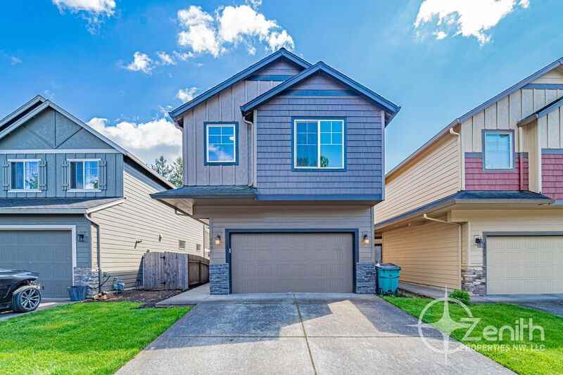 5921 Ne 48th St - Photo 2 of 35