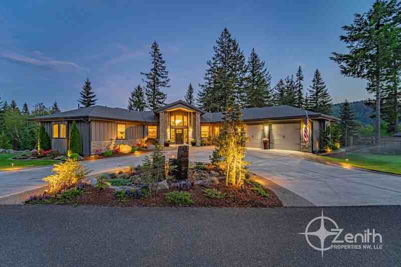 201 Thompson Dr - Photo 2 of 50