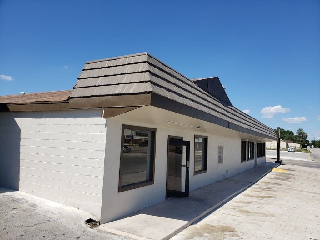 1000 Veterans Boulevard - Photo 6 of 31