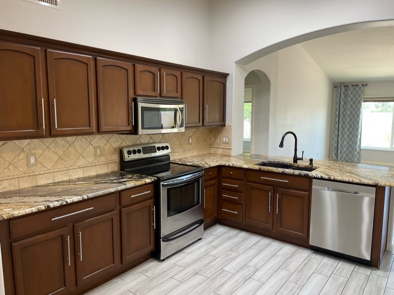 3131 N 147th Dr - Photo 2 of 46