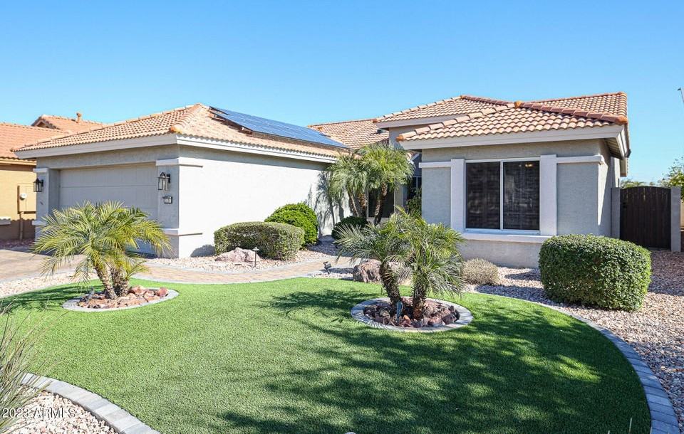 3131 N 147th Dr - Photo 6 of 46