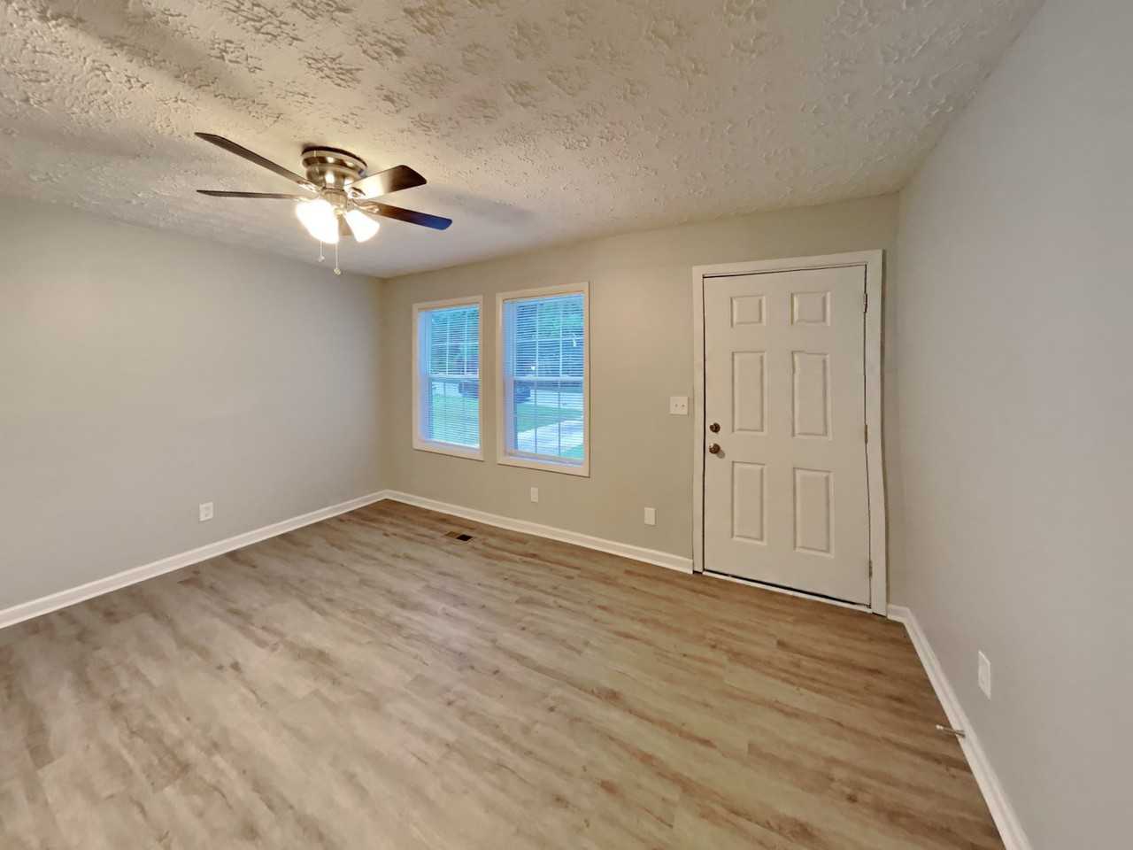 2797 Revere Dr Nw - Photo 2 of 18