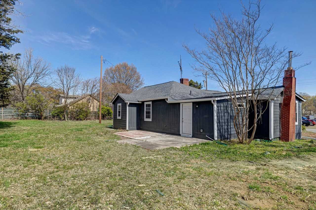 522 Melynda Rd - Photo 3 of 20