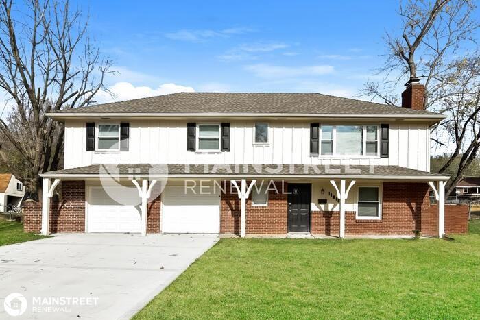 11818 E 56th St - Photo 2 of 17