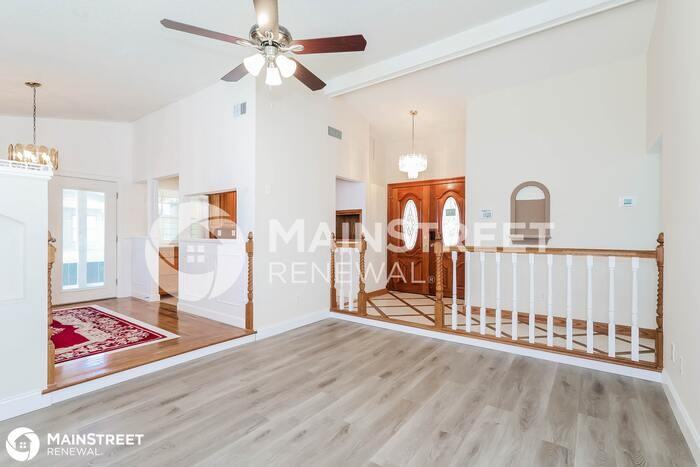 608 Wood Dr - Photo 3 of 16