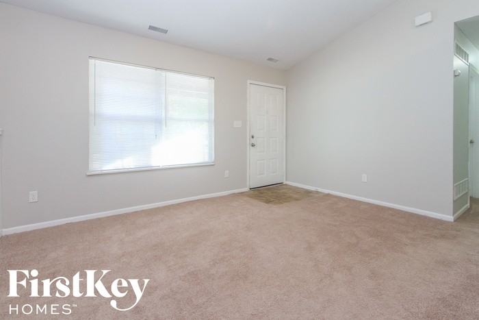 3116 Carlsbad Dr - Photo 2 of 15