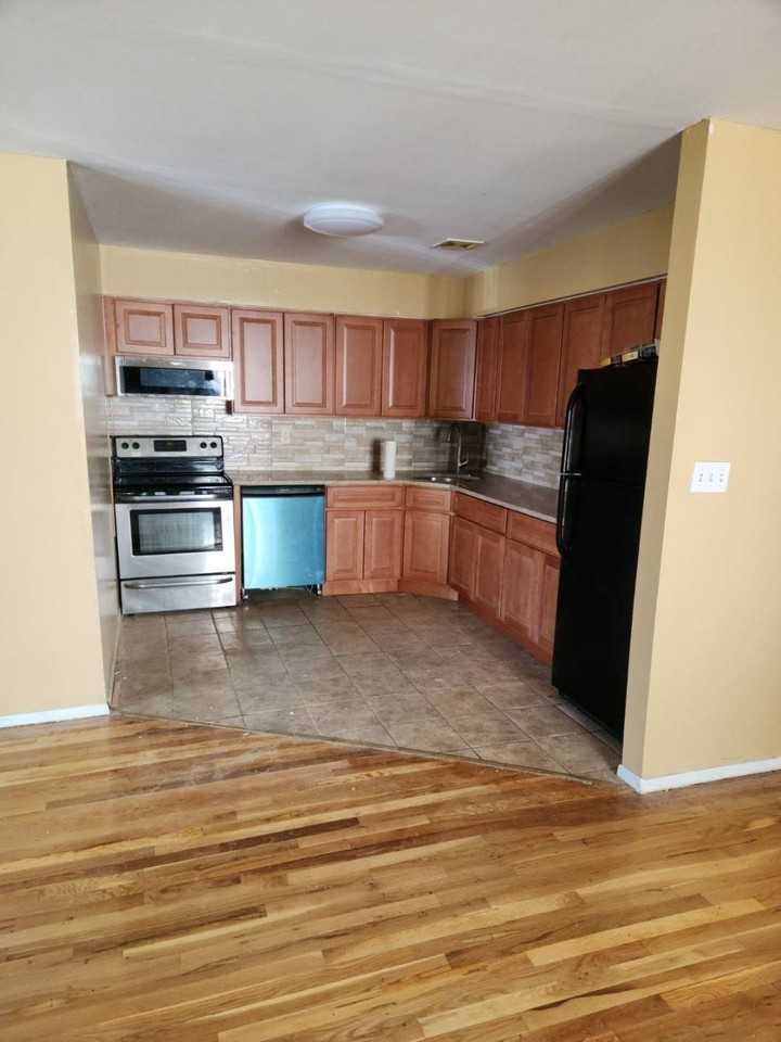 144-64 177th Place #1 - Photo 2 of 6