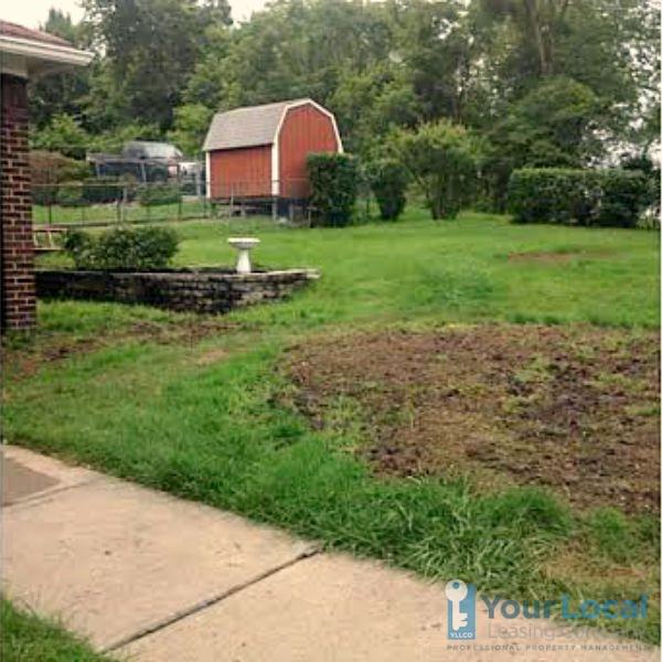 1179 Wolfe Ave - Photo 3 of 9