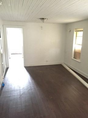 610 W Washington St - Photo 2 of 3