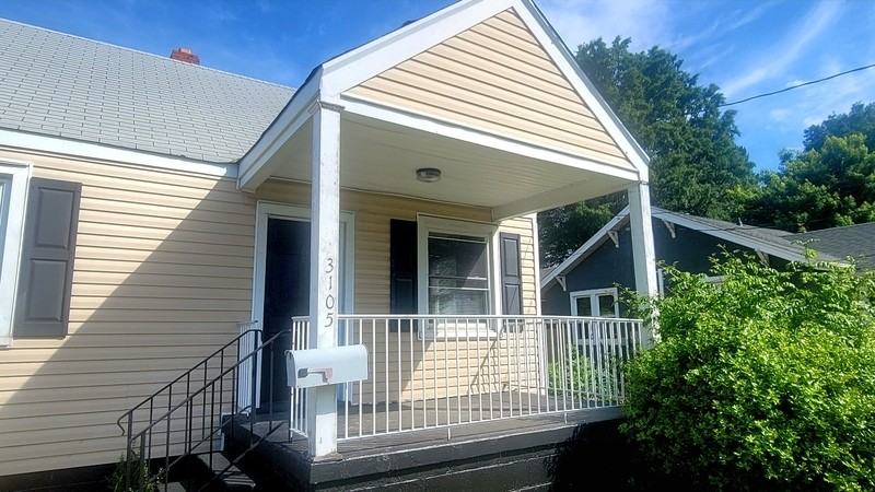 3100 Logandale Ave - Photo 3 of 10