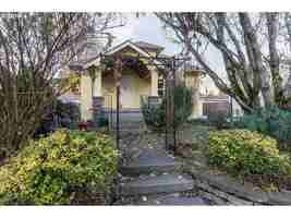 featured image of N Jessup St & Pacific Hwy W #A